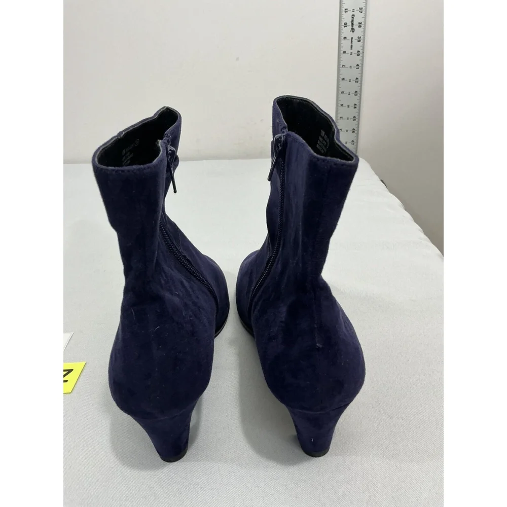 Womans Aerosoles Red Light Size 10 W Purple Zip Kitten Heel Ankle Boots NWOT - Picture 5 of 10